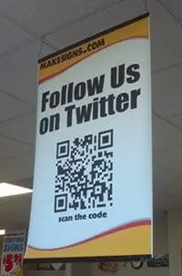 Ví dụ về mã QR Code được in trên bao bì sản phẩm hoặc tài liệu quảng cáo